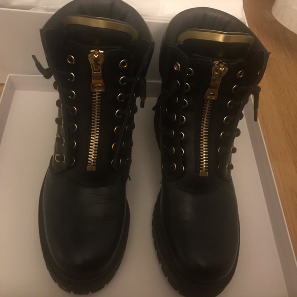 *SOLD SOLD* Authentic Balmain Combat Boots - Picture 5 of 8
